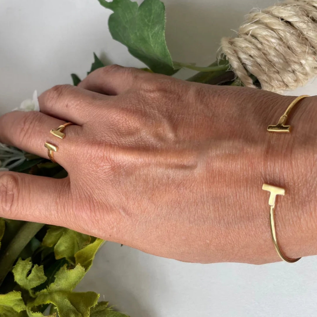 Neenanu Gold Bracelet