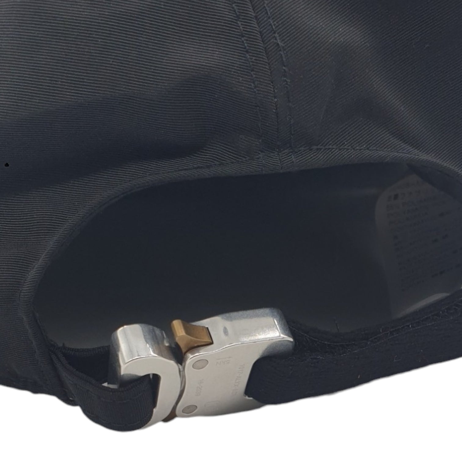 1017 ALYX 9SM Black Buckle Cap