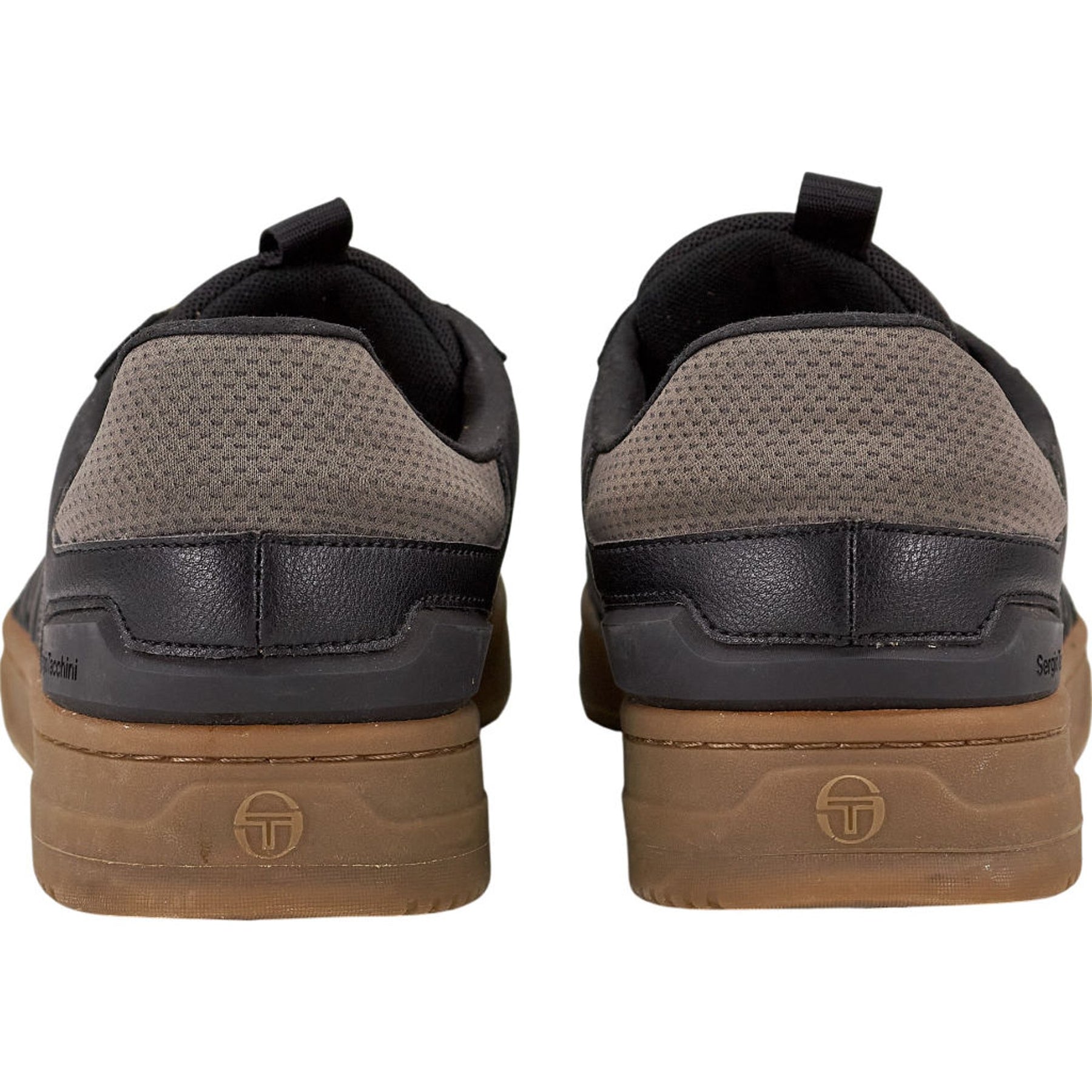 Sergio Tacchini Black Trainers Not visible - measures as a UK 9
