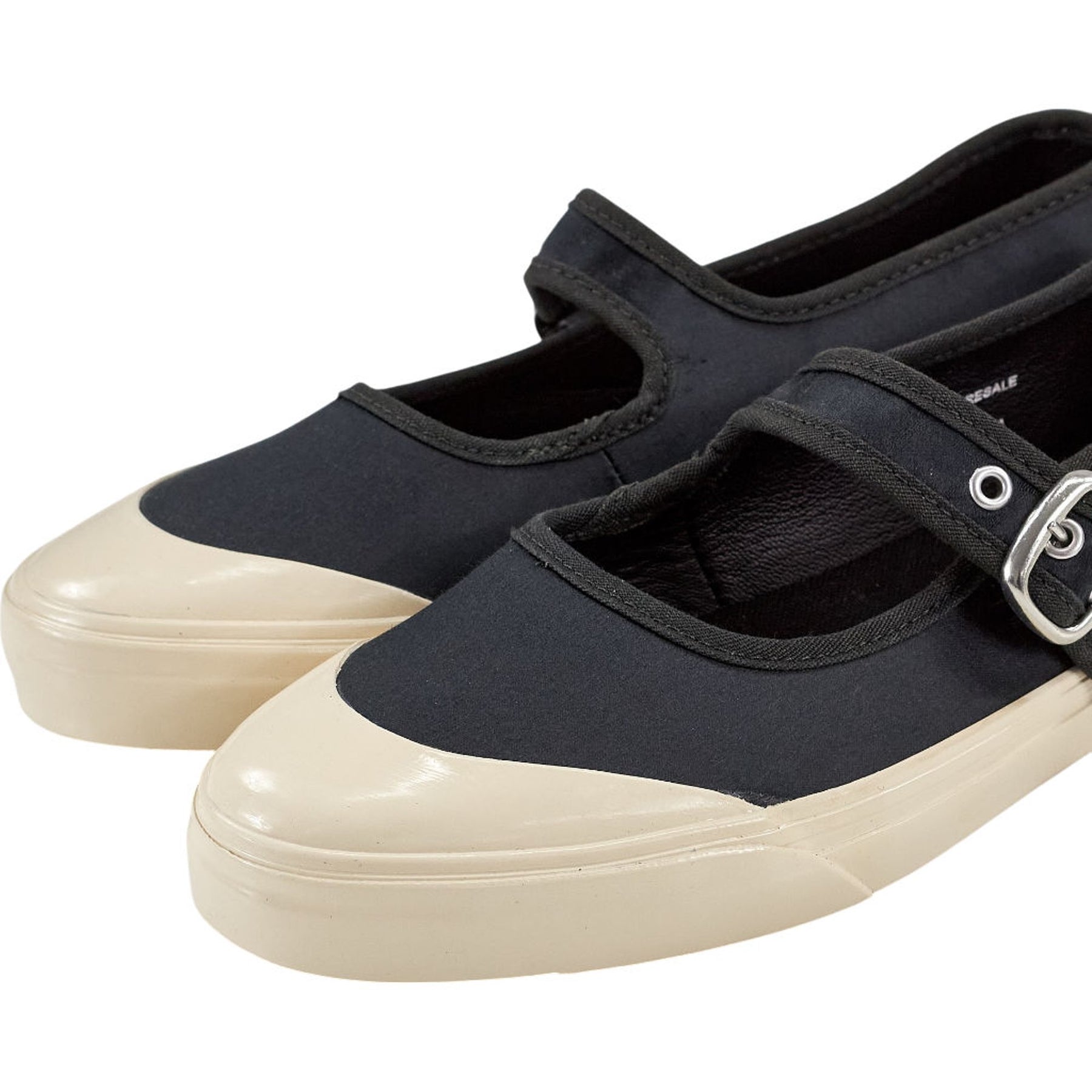 Vans Black Canvas Strap Shoes US 7