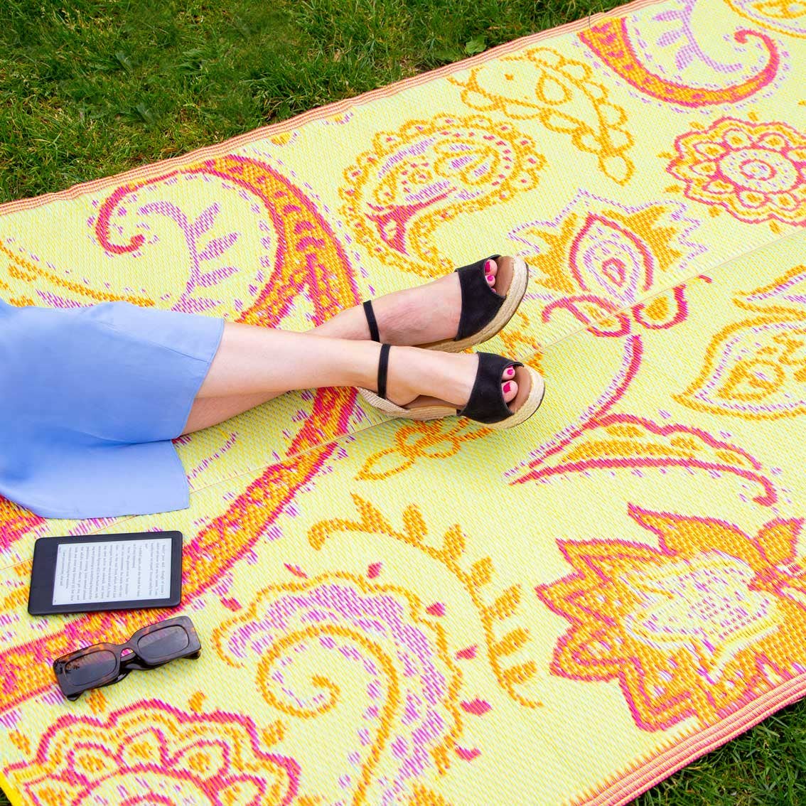Boho Paisley Print Outdoor Rug