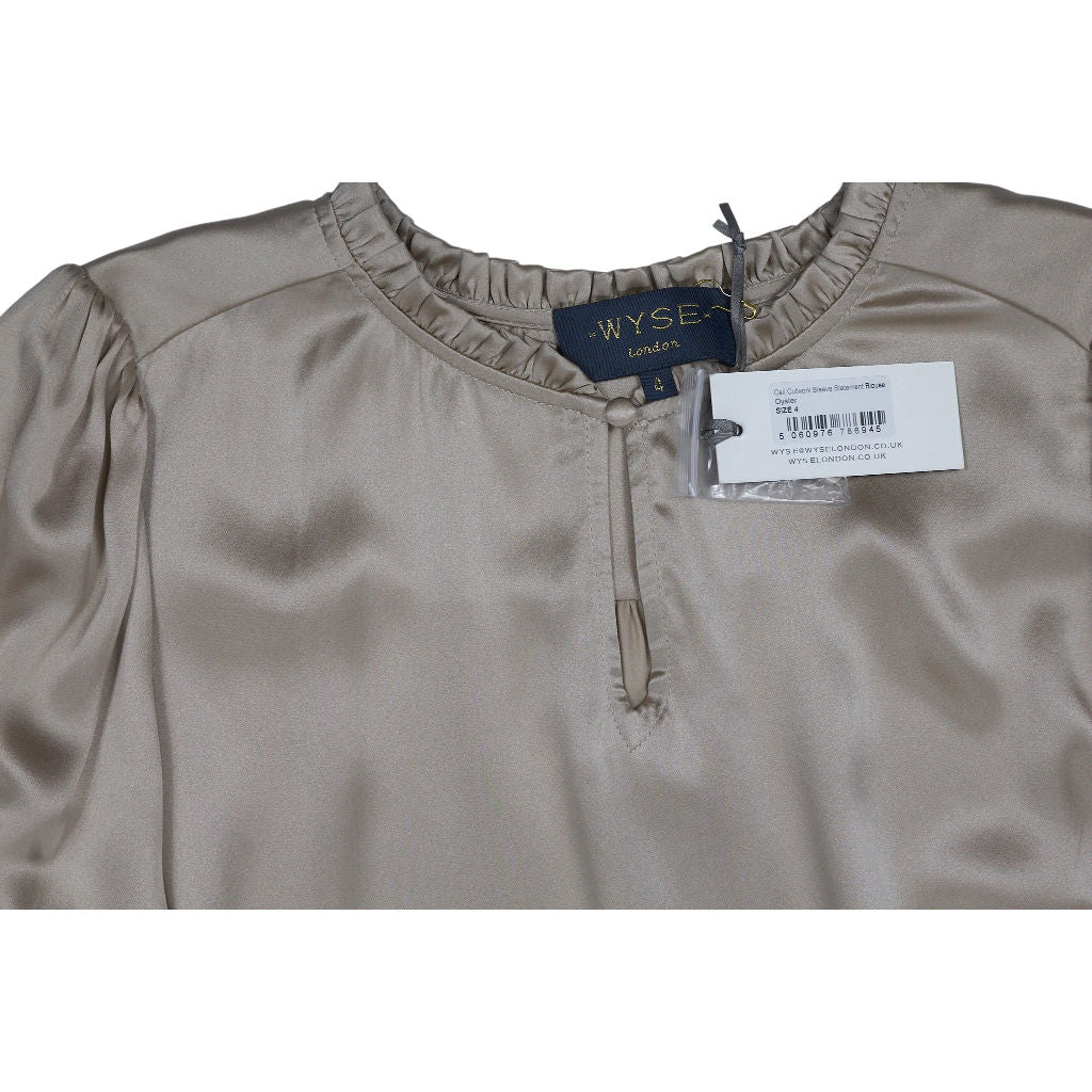 Wyse Oyster Cali Cutwork Sleeve Blouse