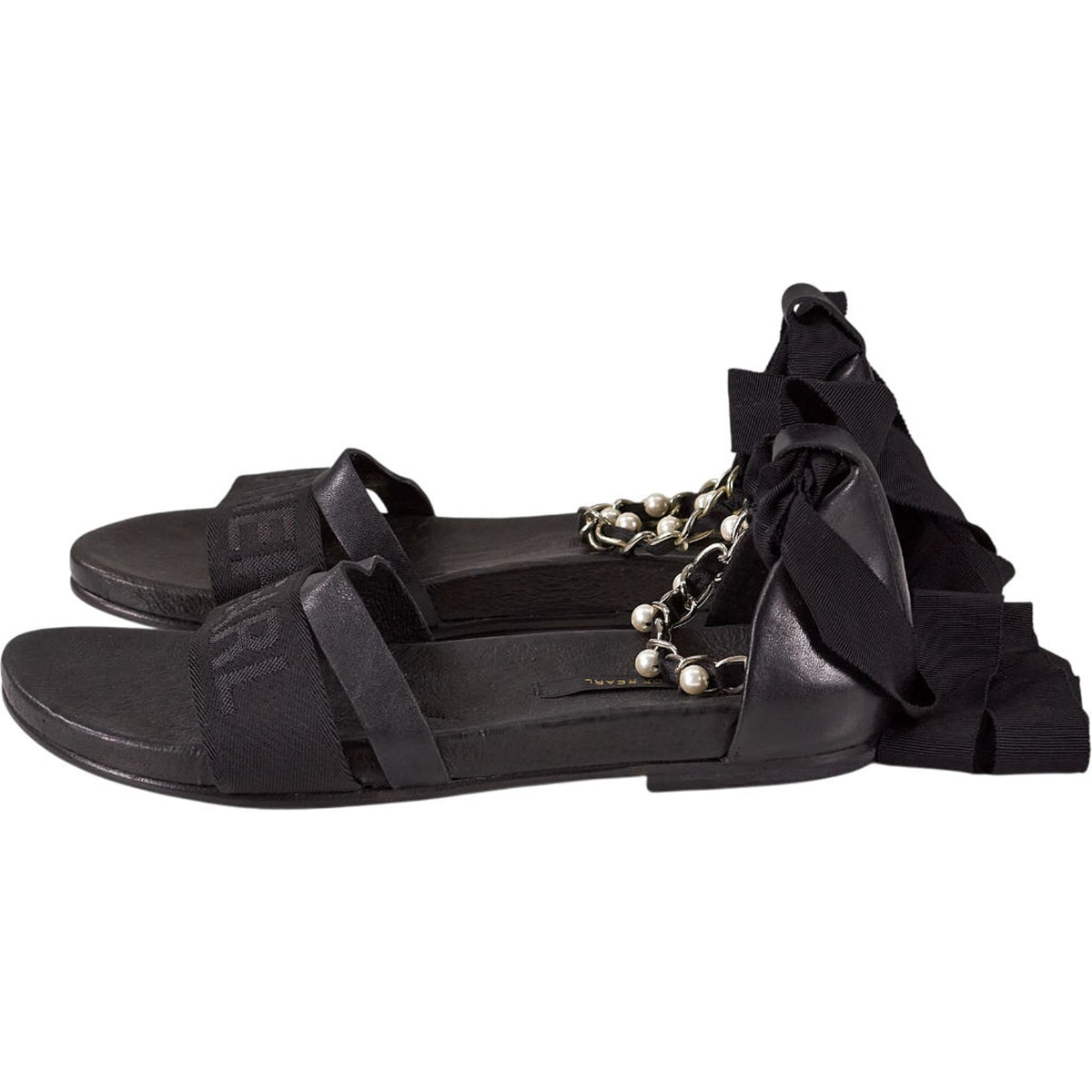 Mother of Pearl Black Sandals with Pearls