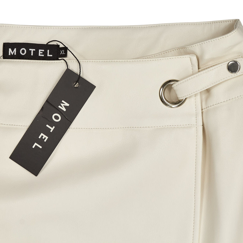 Motel Off White Rolo PU Skirt