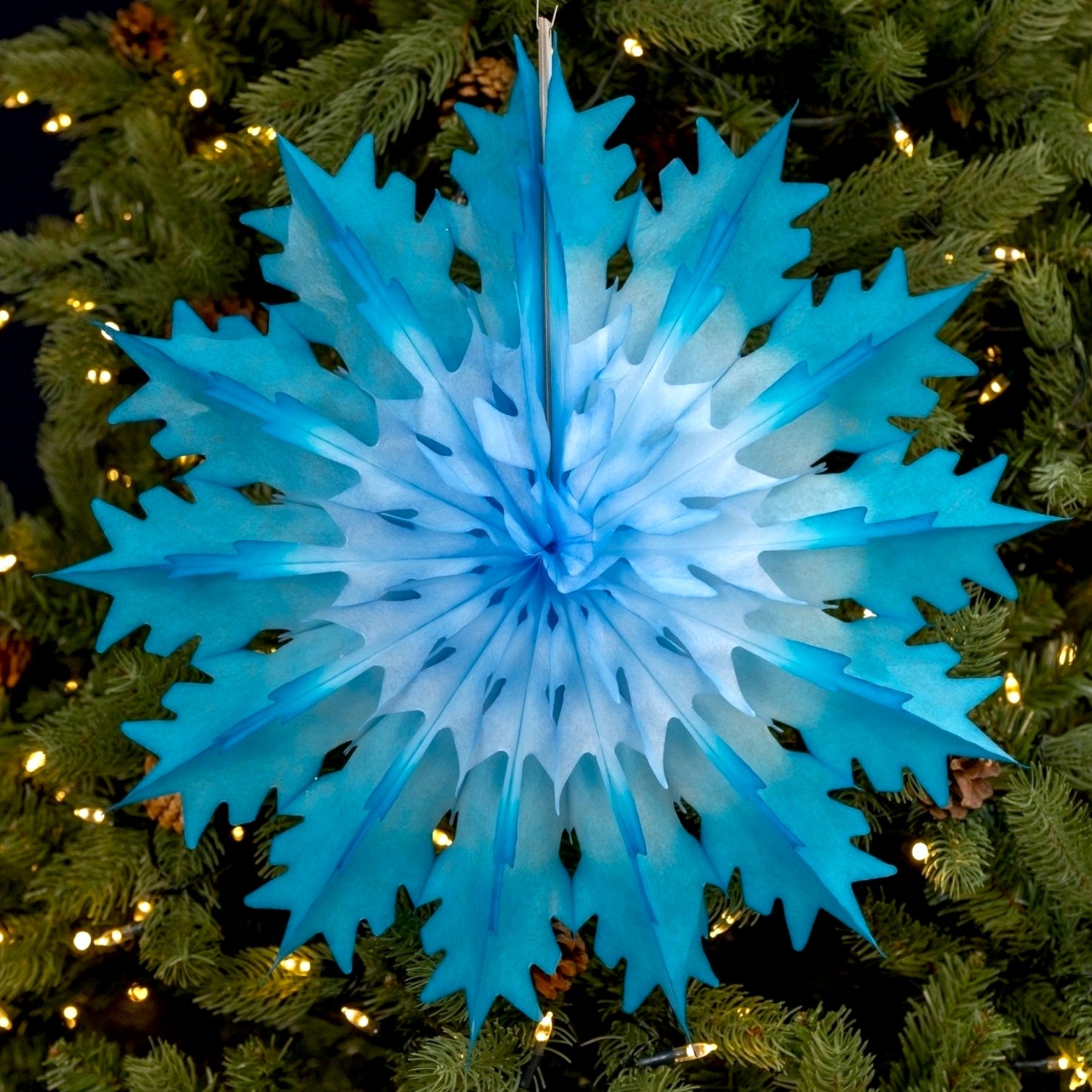 2 Tone Classic Snowflake Fan 45 cm