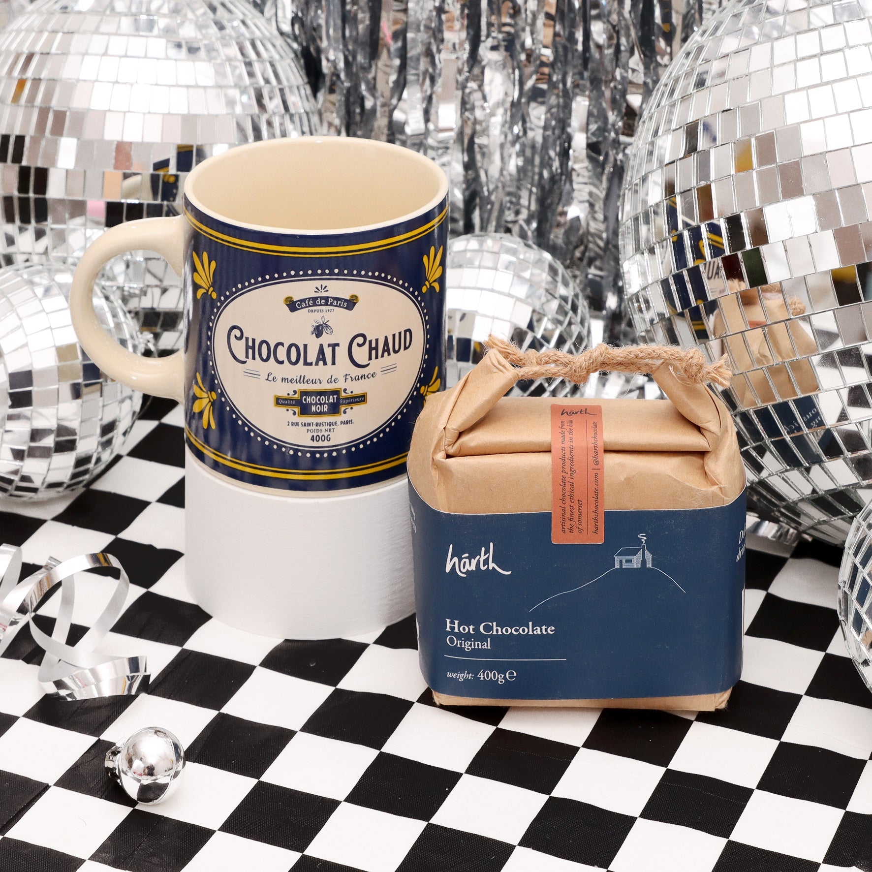 Vintage-Style Ceramic Mug - Chocolat Chaud