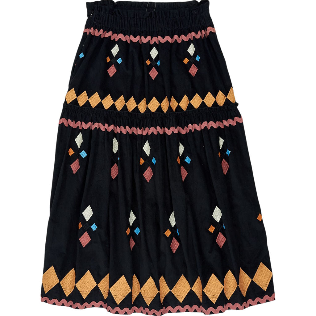 WYSE Black Embroidered Midi Skirt