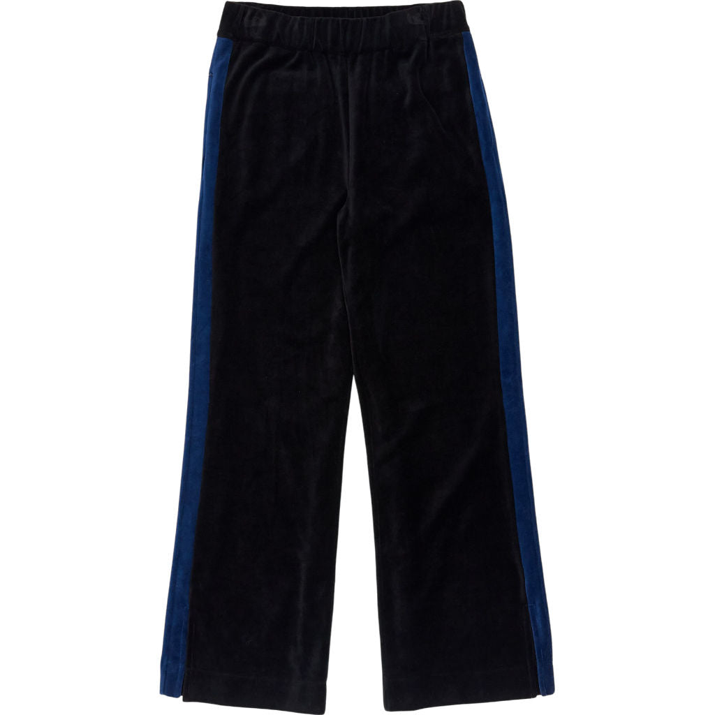 Wyse Black Velvet Pants