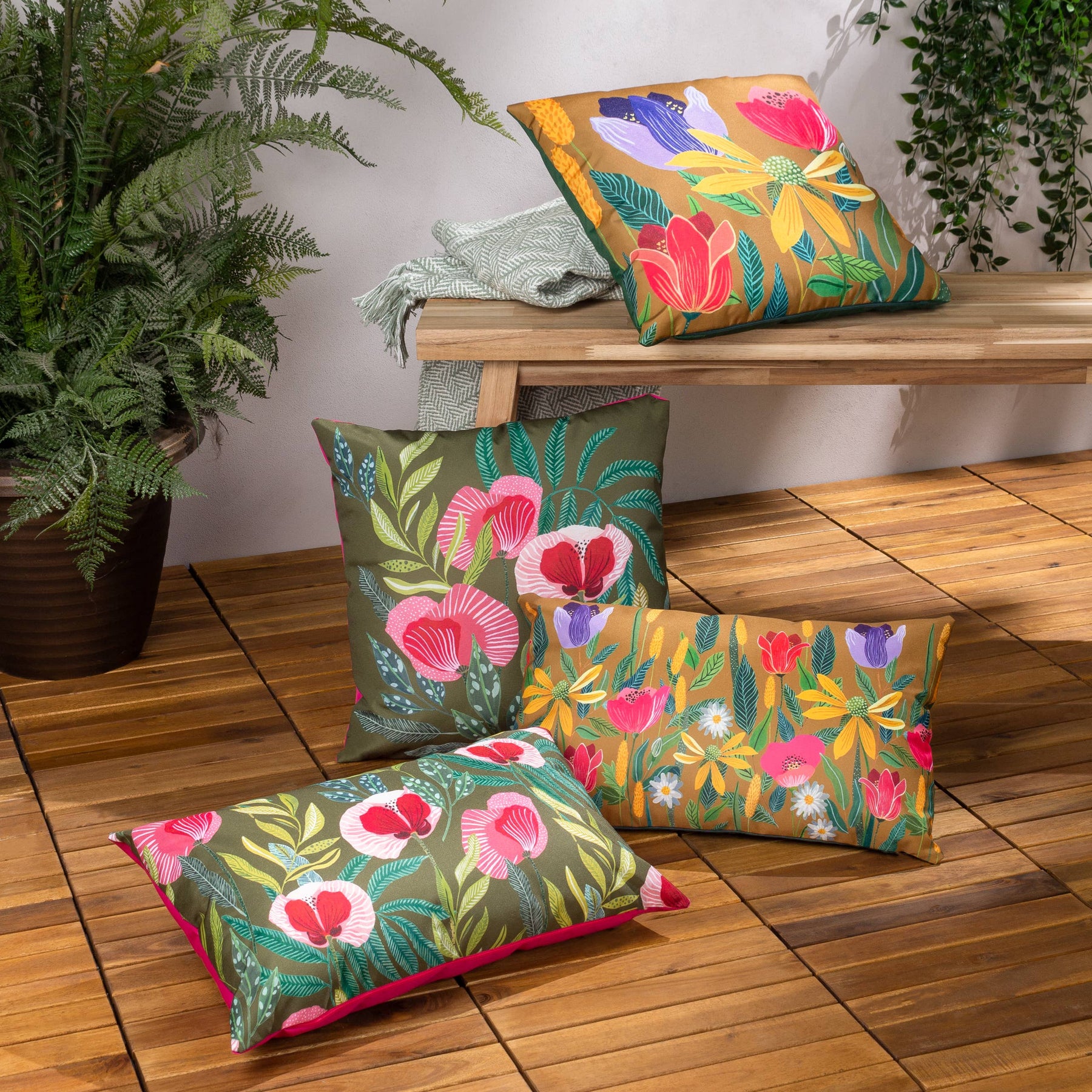 House of Bloom Poppy Outdoor Square Cushion Olive