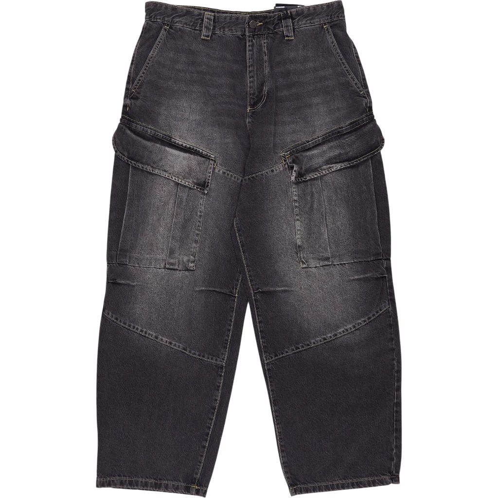 Pull & Bear Black Skater Fit Cargo Jeans