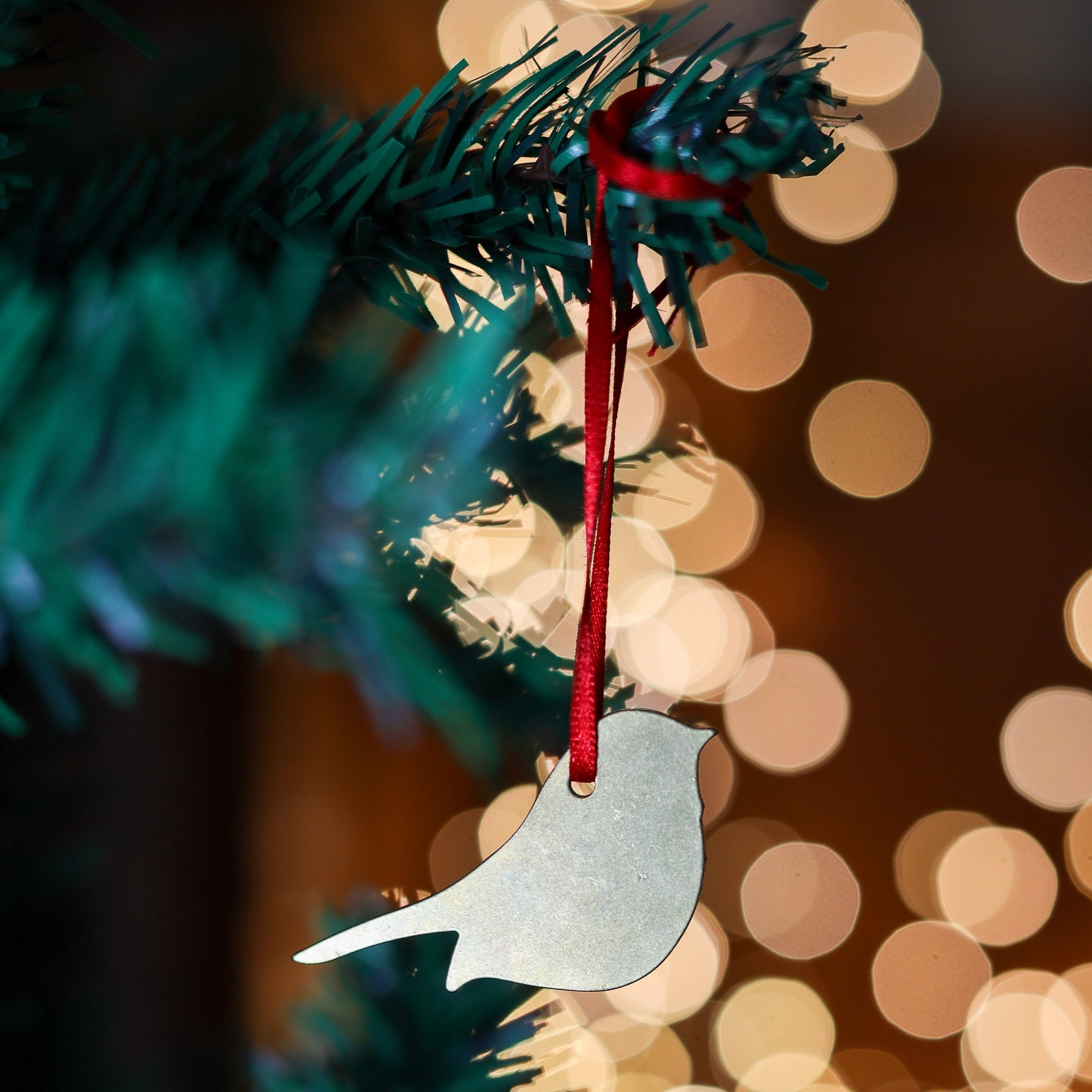 Pivot Robin decoration