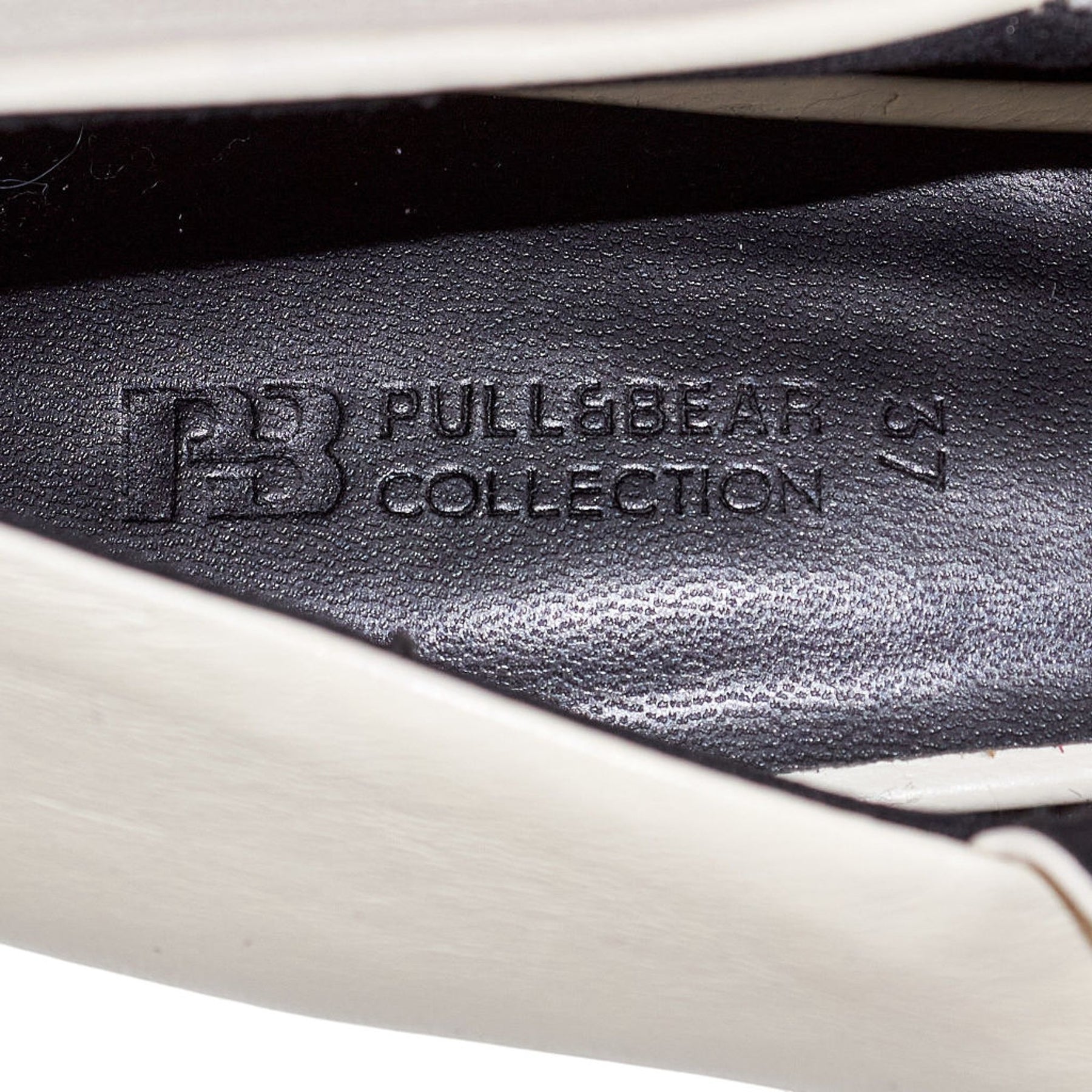 Pull & Bear Cream Double Strap Flats