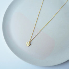 Minima Gold Necklance