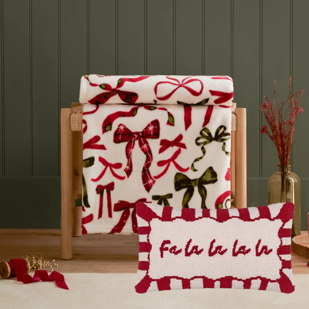Nathalie Festive Bows Printed Fleece Throw