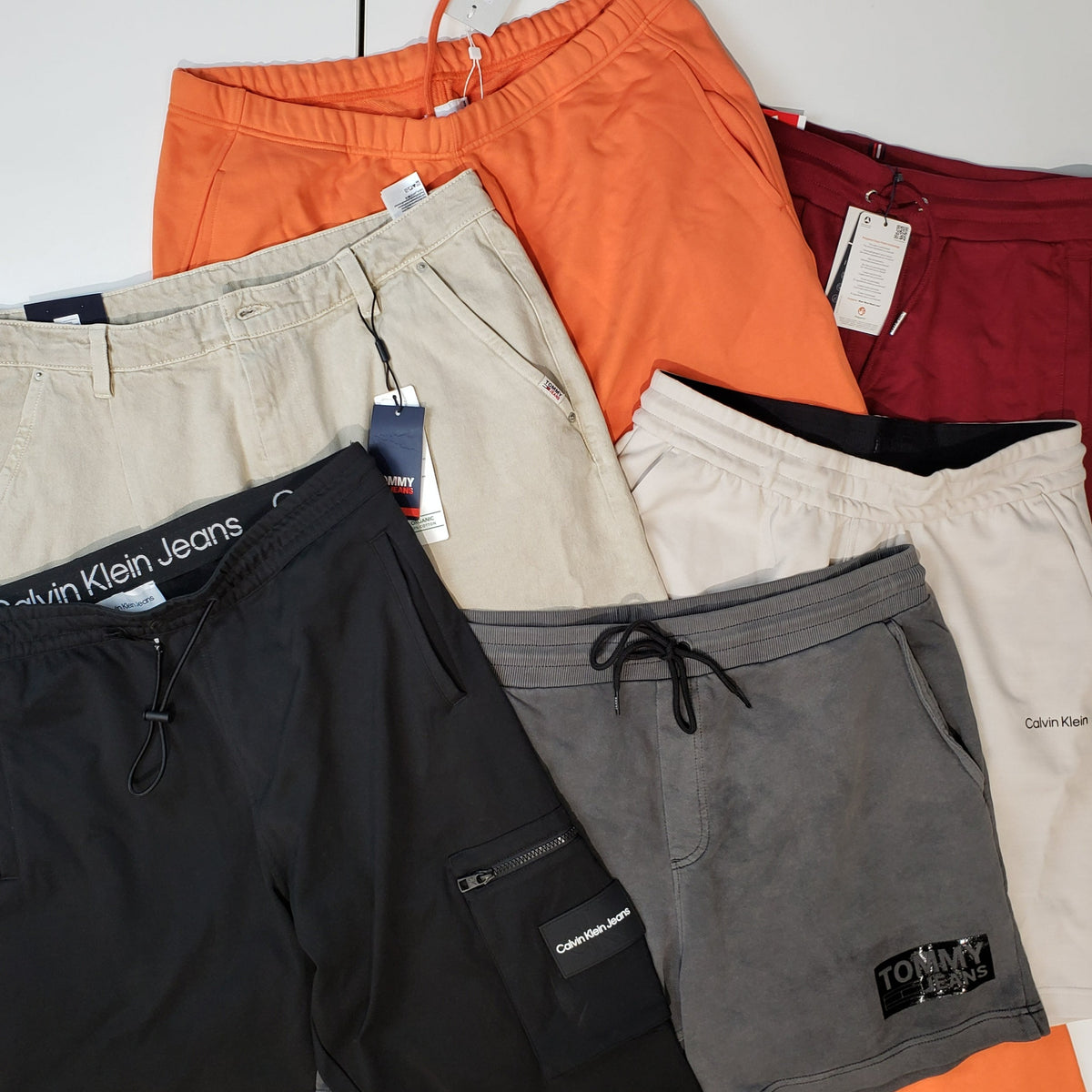 x6 Men's Mixed Tommy Hilfiger & Calvin Klein Colourful Trousers, Jeans & Shorts Bundle