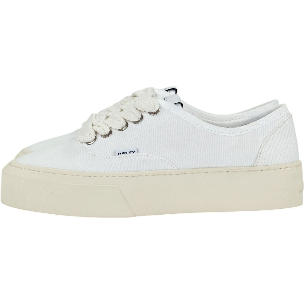 Hatty White Canvas Oxford Sneaker