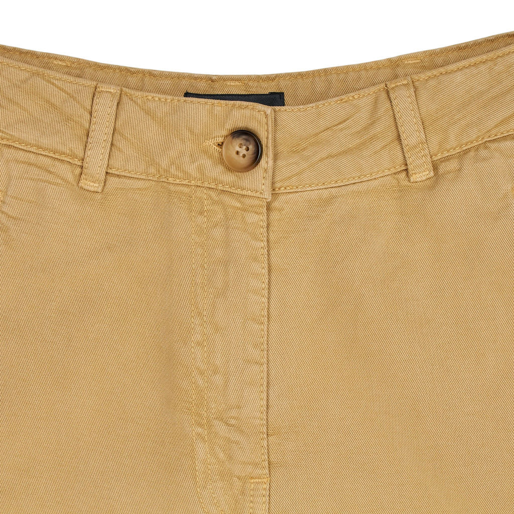 WYSE Beige Cropped Trousers