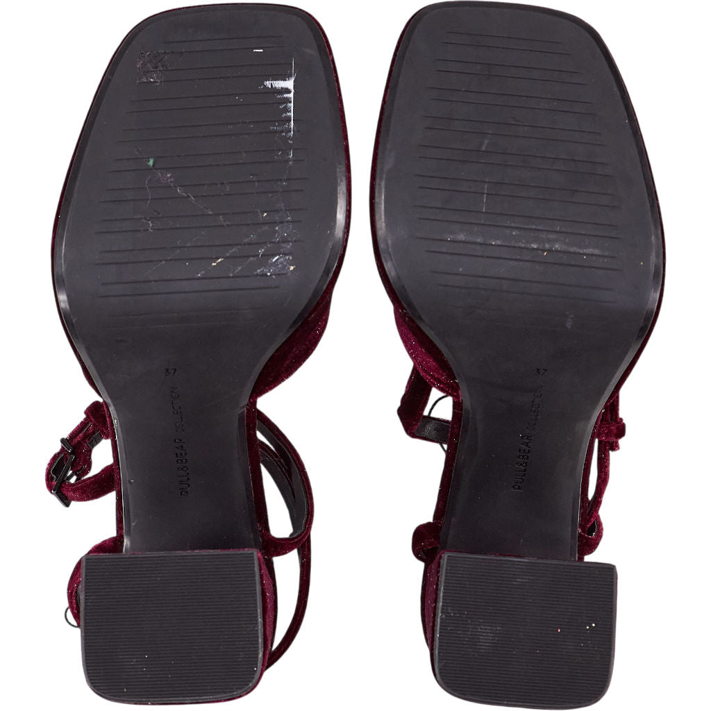 Pull & Bear Velvet Burgundy Block Heel Sandals
