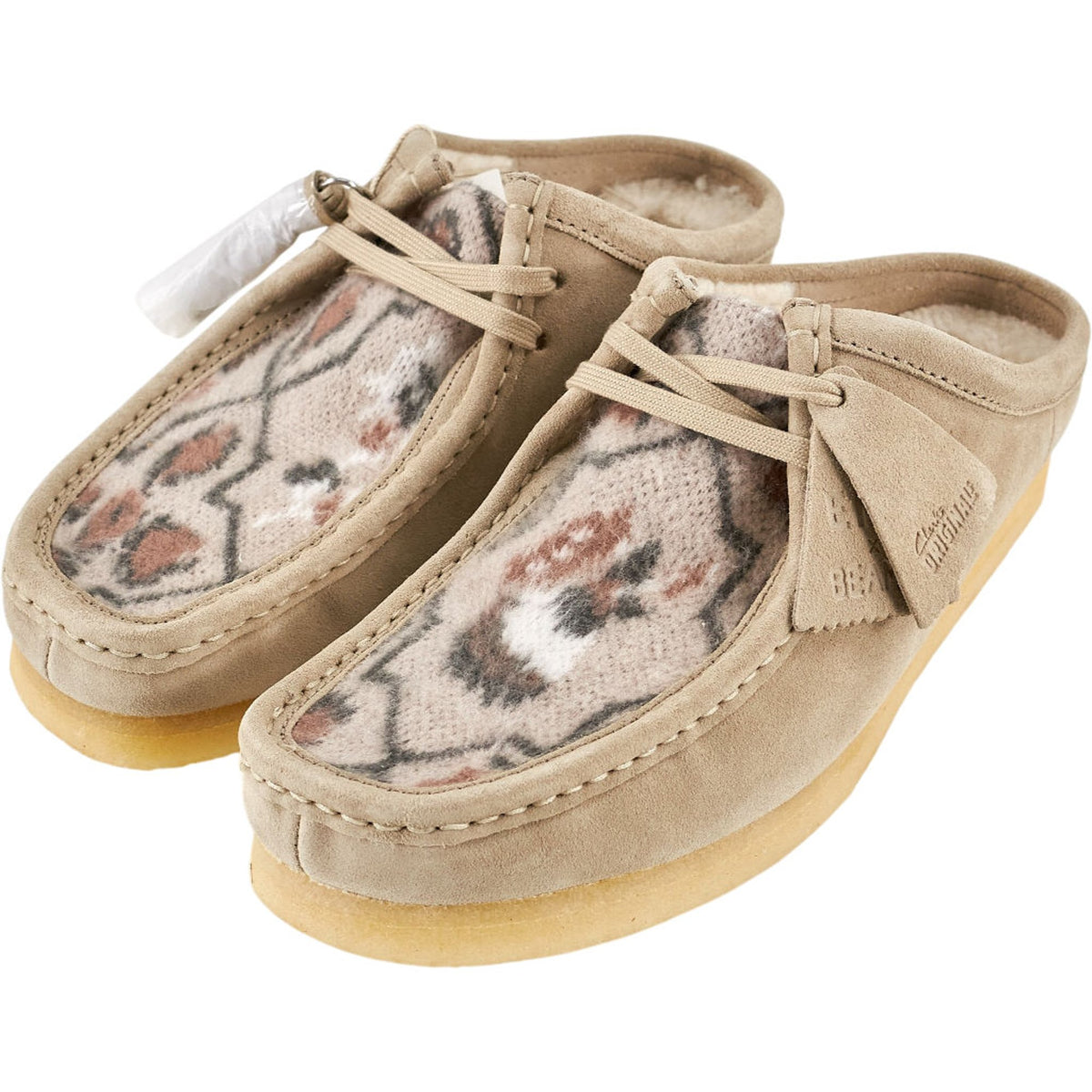 END X BEAM Clarks Originals Cream Wallabee Mule