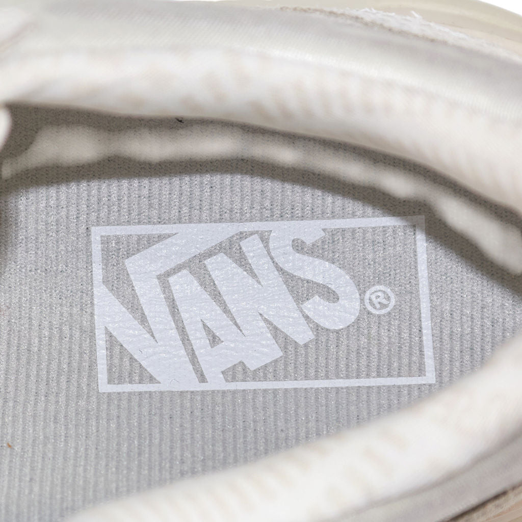 Vans Cream Gore-Tex MTE Trainers