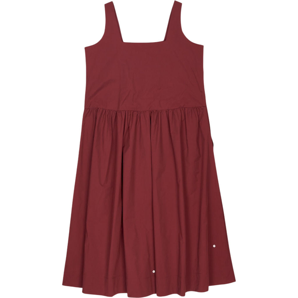 Hush Port Red Romi Sleeveless Midi Dress