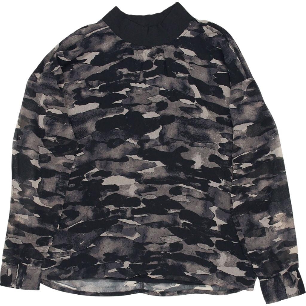Wyse Camo Print Long Sleeve Top