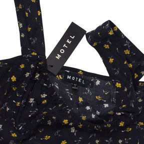 Motel Black Gladis Pretty Petal Top