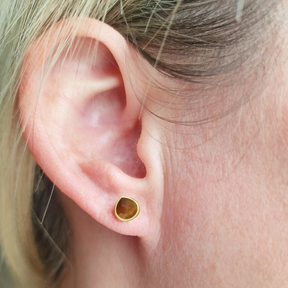 Tear Drop Stone Stud Earrings - gold plated