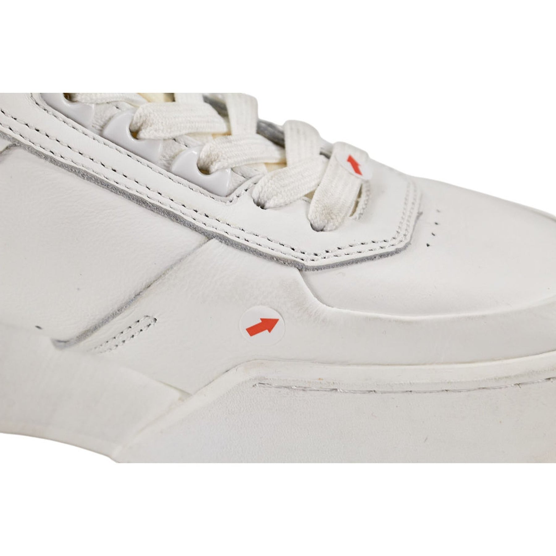 Sergio Tacchini White Leather Trainers Measures as a UK 6.5