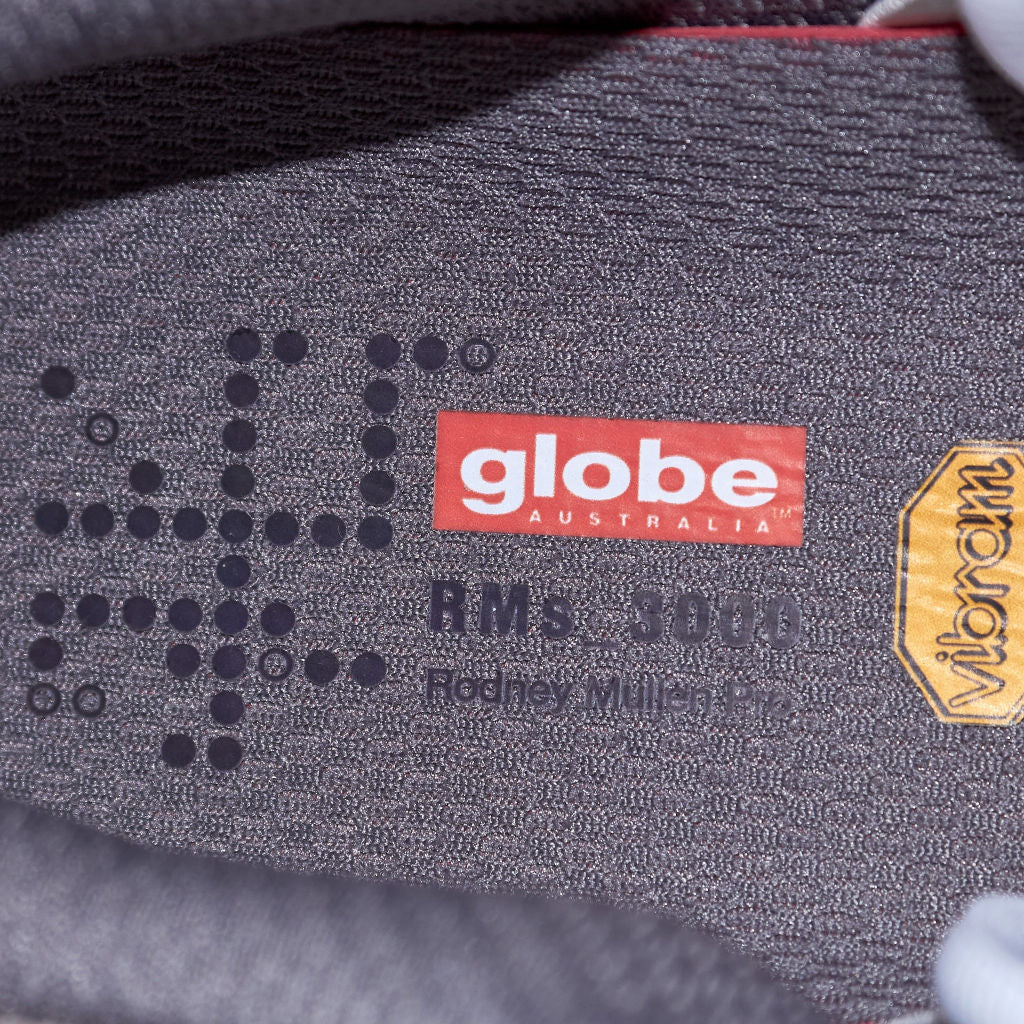 Globe Grey/Red RMS-3000 Trainers