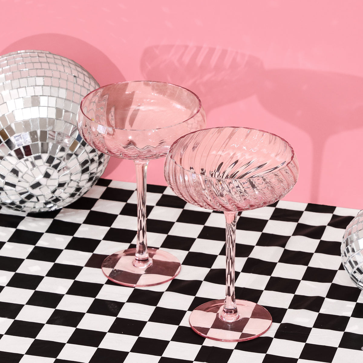 Scalloped coupe cocktail glasses 250ml (set of 2)