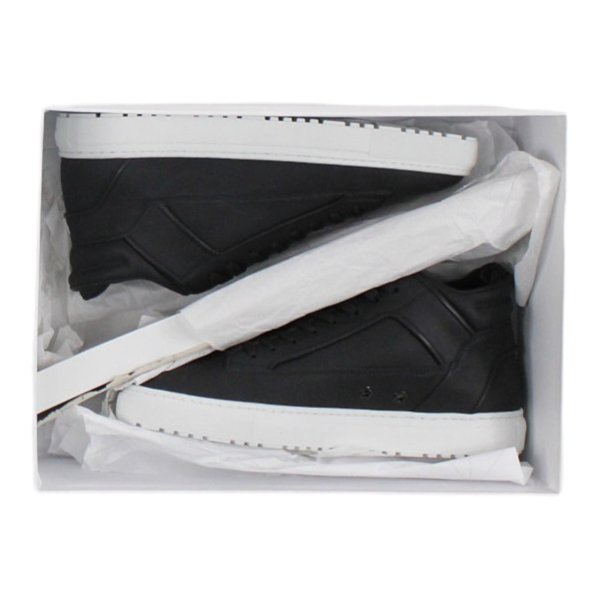 E.T.Q. Black Mid Top 2 Sneaker