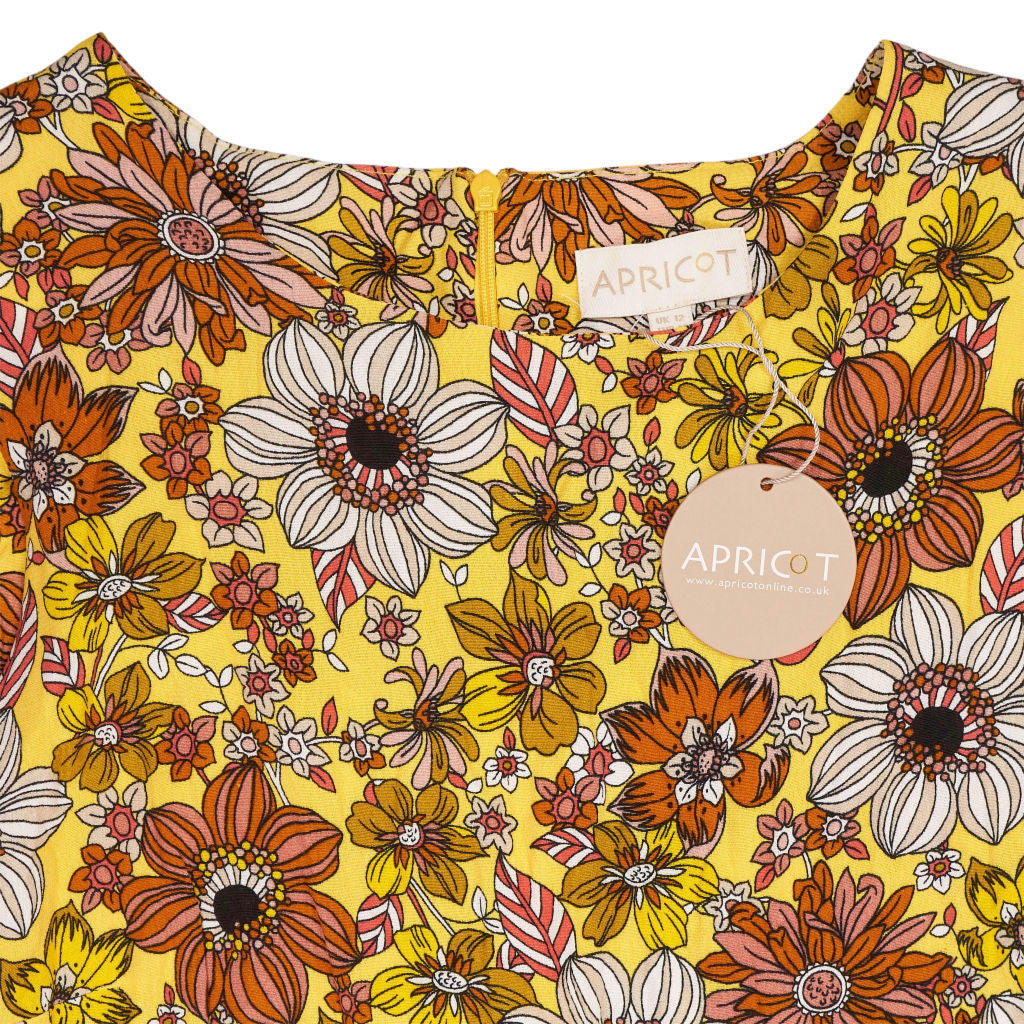 Apricot Yellow 70s Floral Shift Dress