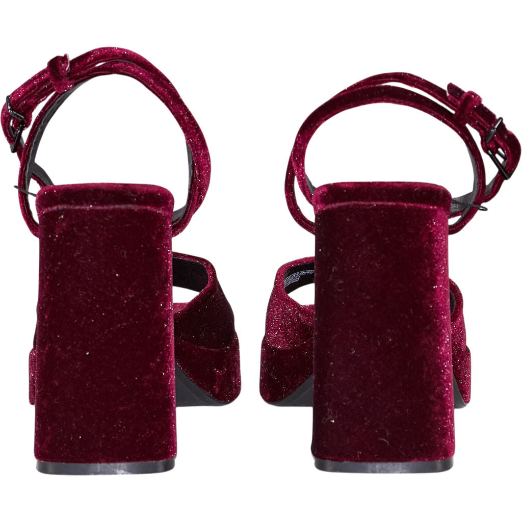Pull & Bear Velvet Burgundy Block Heel Sandals