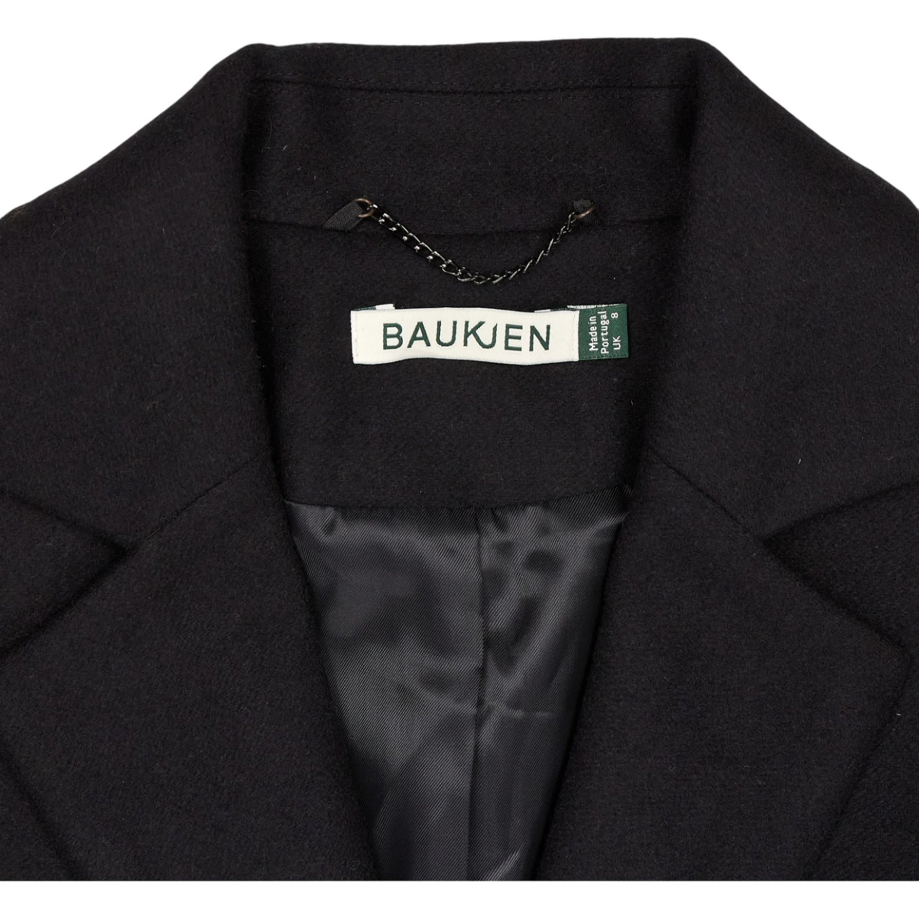 Baukjen Black Coat