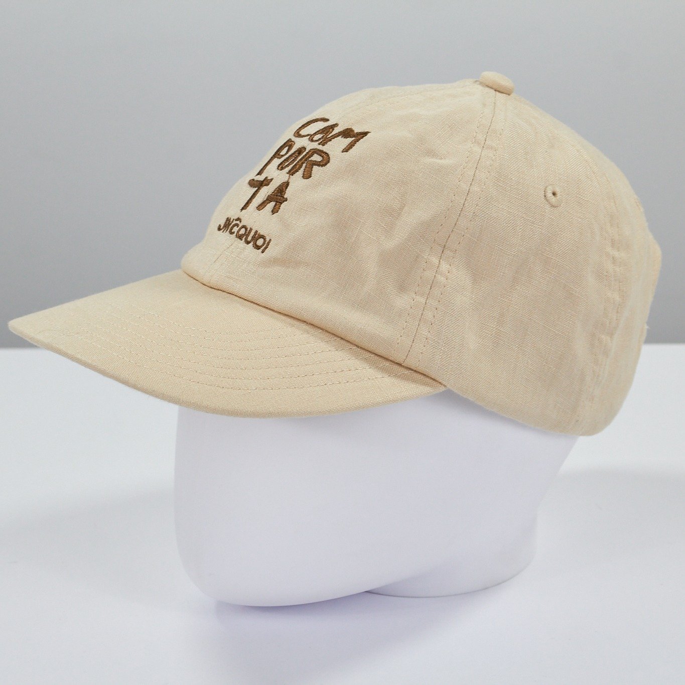 JNçQUOI Beige Embroidered Cap
