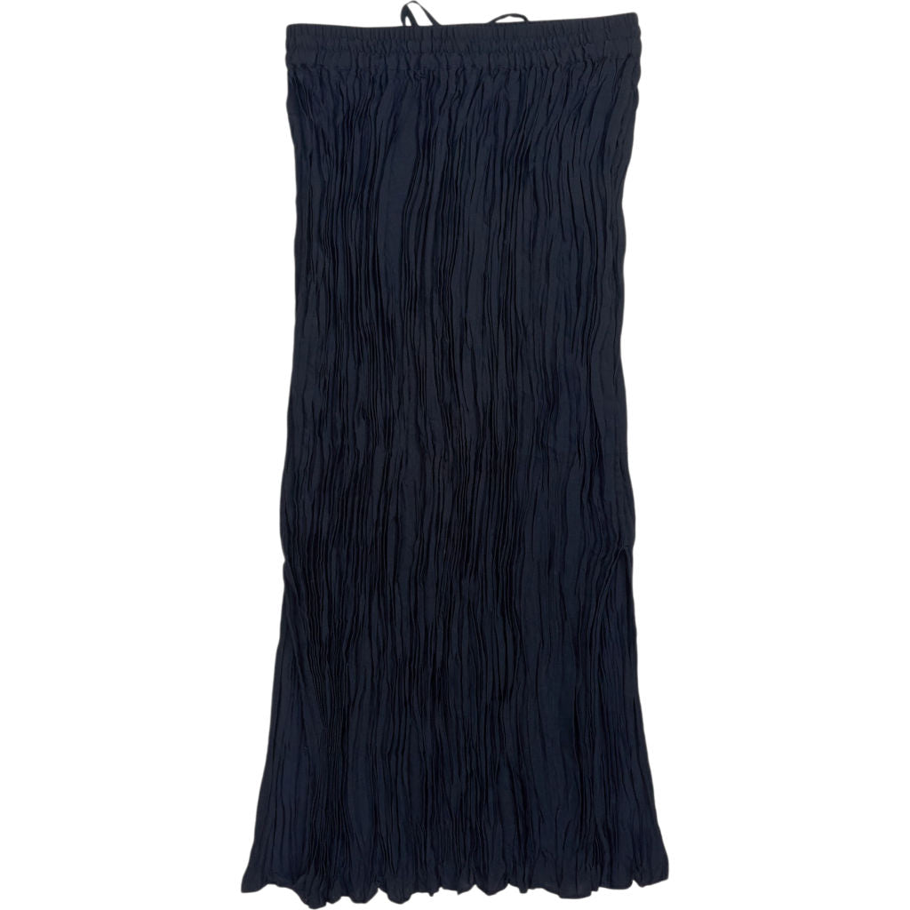 Hush Black Rose Crinkle Pleat Skirt