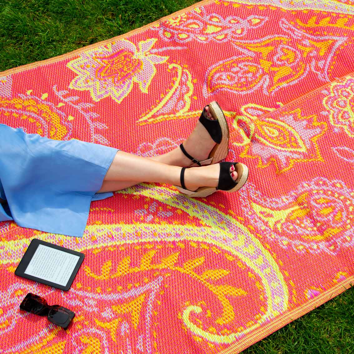 Boho Paisley Print Outdoor Rug
