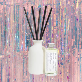 Festive Winter Berry Ceramic Reed Diffuser - Limited Edition