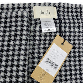 Hush Black/White Houndstooth Scarf