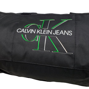 Calvin Klein Jeans Glow Barrel Bag